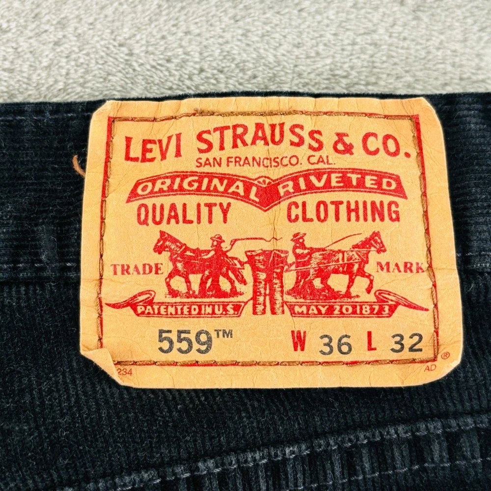 Levi's 559 Corduroy Pants Mens 36x32 Black Relaxed Fit Straight Leg‎ Y2K Baggy